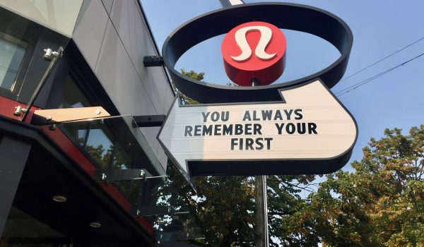 People Are #!%‡ing Crazy About Lululemon