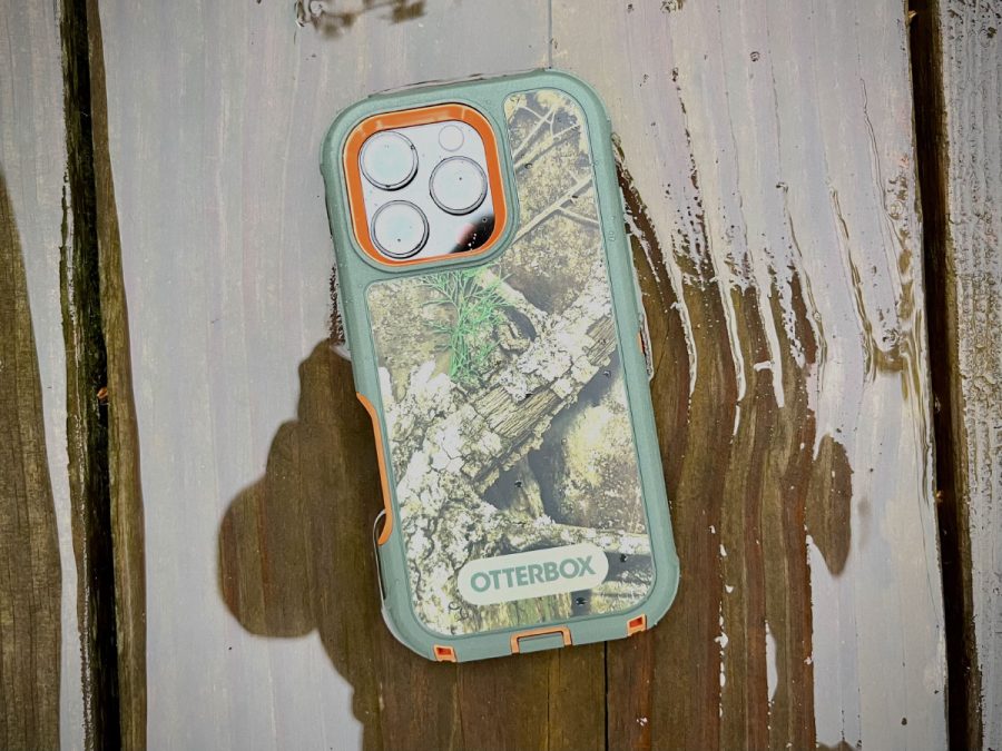 Otterbox - Defender Pro iPhone 16 Pro Case