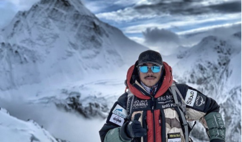 Osprey Sponsors Nimsdai Purja on K2